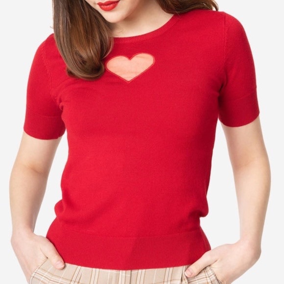 ❌❌SOLD❌❌Hell Bunny Keyhole Heart Sweater - M - Picture 2 of 7